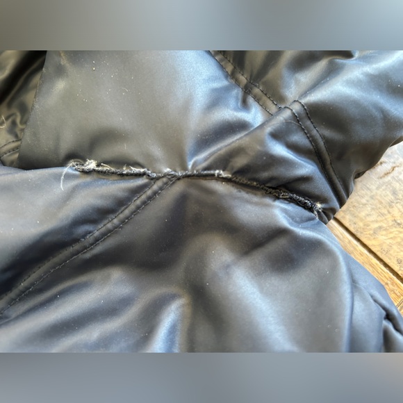 BCBGeneration Winter Down Feather Quilted Hooded Puffer Jacket Sz XS - Picture 15 of 15